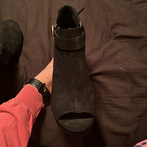 H&M Black Open Toe Heels - Picture 2 of 6